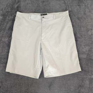 Callaway Light Gray Flat-Front Golf Shorts Size 38